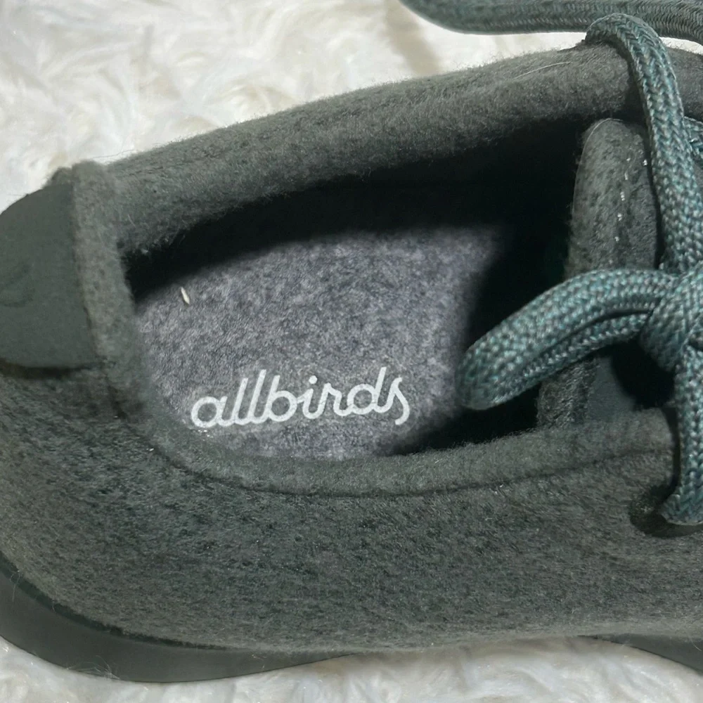 AllBirds  Women's Wool Runner Green Size 8 - Picture 7 of 10
